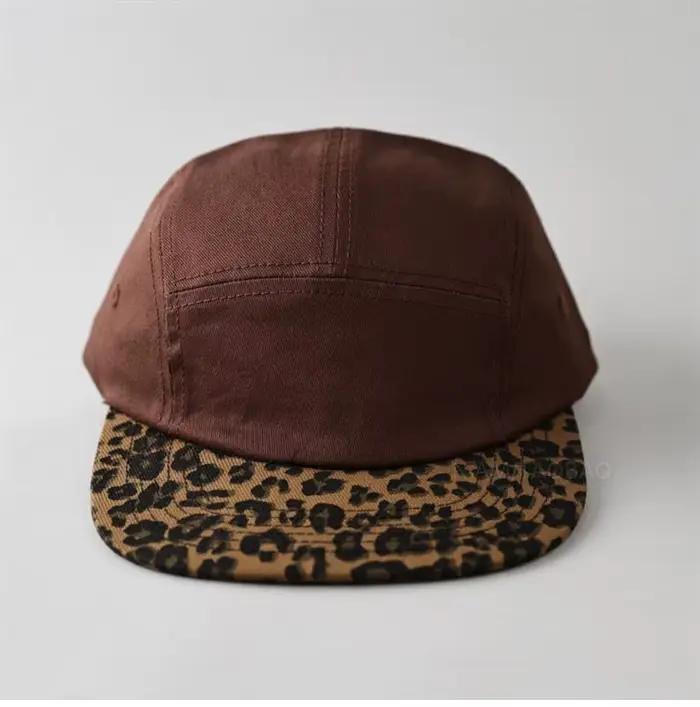 Casquette de baseball rétro imprimée léopard simple et décontractée pour homme et femme occasions spéciales années 90 nostalgie style moderne