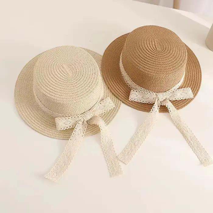 Chapeau de paille à large bord avec manchettes en dentelle pour enfant 3-6 ans été printemps occassions spéciales plage parc piscine