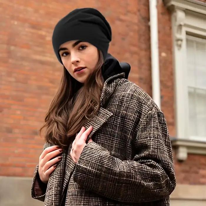Bonnet Unisexe en Tissu Uni - Bonnet Doux et Léger pour l'Hiver