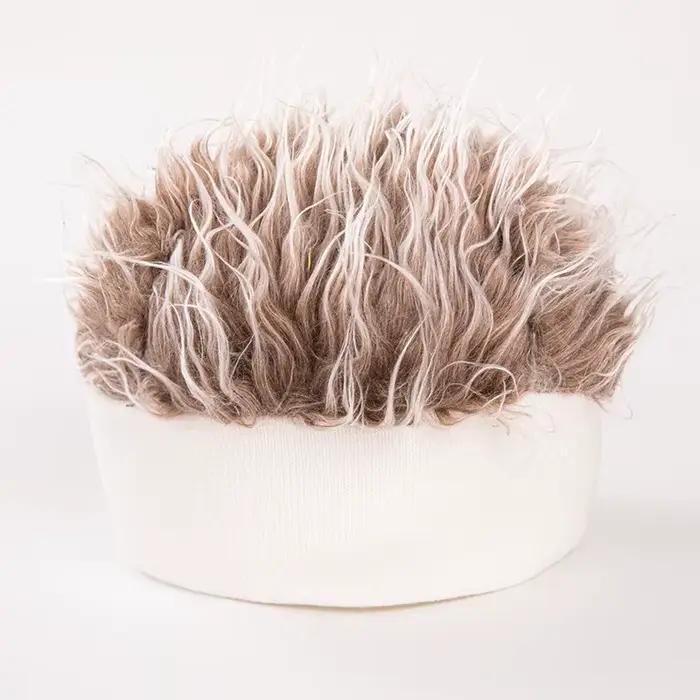 Bonnet Hip Hop Créatif avec Fausses Mèches Épingleées – Casquette Rétro Amusante à Cheveux Courts pour Femmes et Hommes – Chapeau Perruque Nouveauté Style Urbain