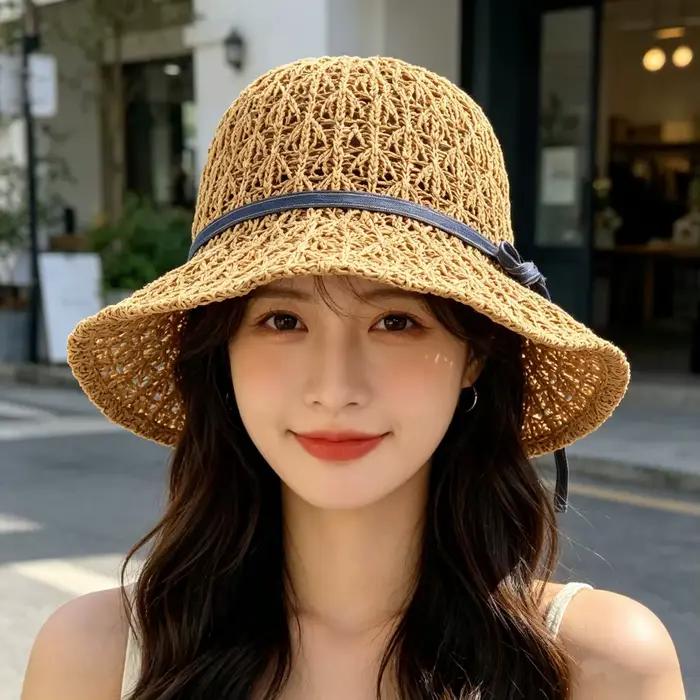 Chapeau de paille tressé creux de style coréen