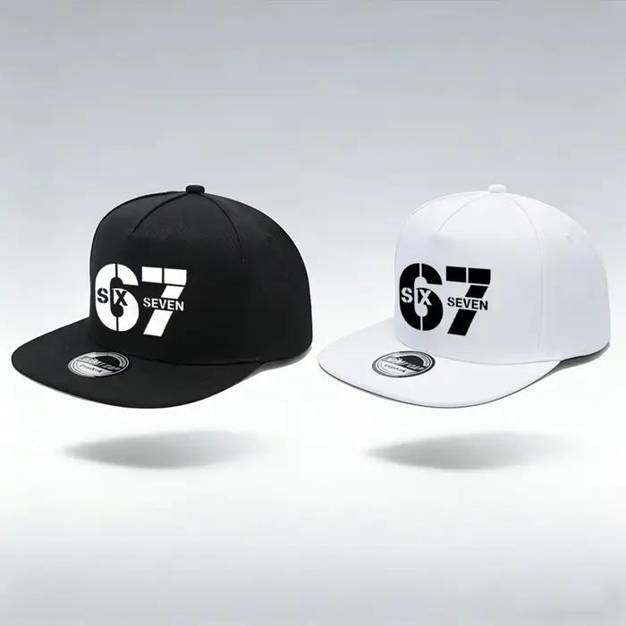 Casquette à visière plate Y2K 67