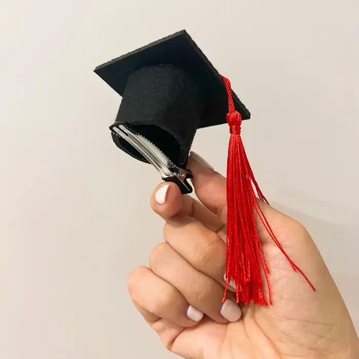 Mini Toque de Doctorat en Coton Bio pour Fierté Académique et Occasions Spéciales