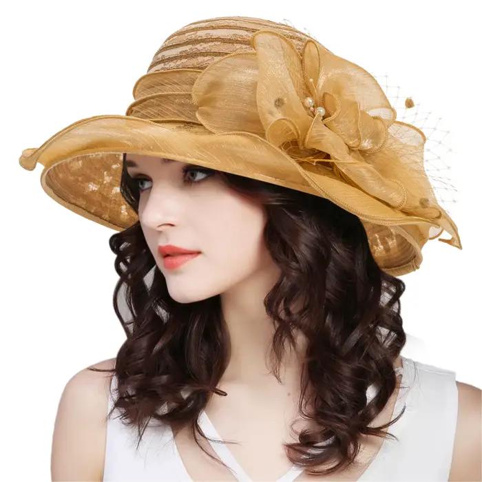 Chapeau d'église élégant pour femme à large bord