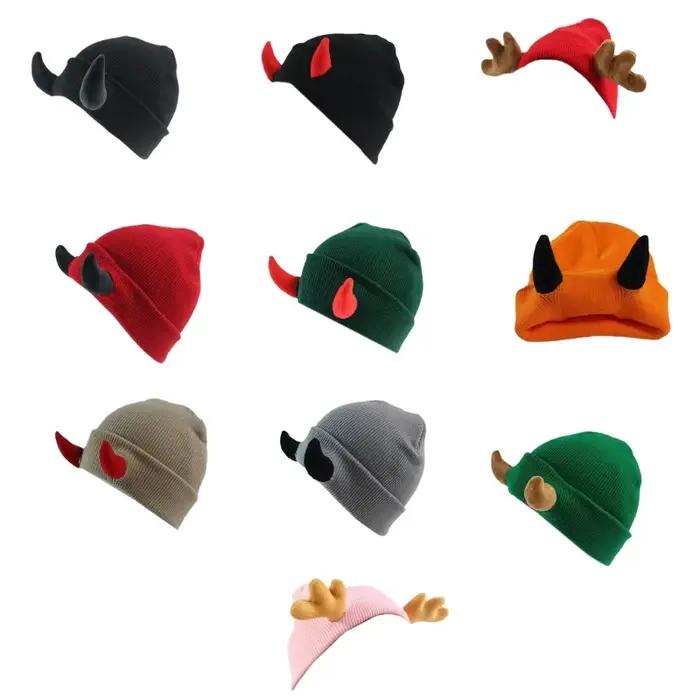 Bonnet d'Halloween en corne maléfique pour l'hiver