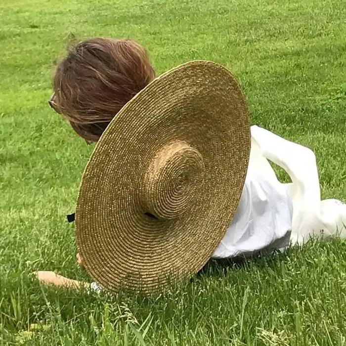 Grand Chapeau de Paille Naturel avec Lacets et Bord Large pour Femme et Fille