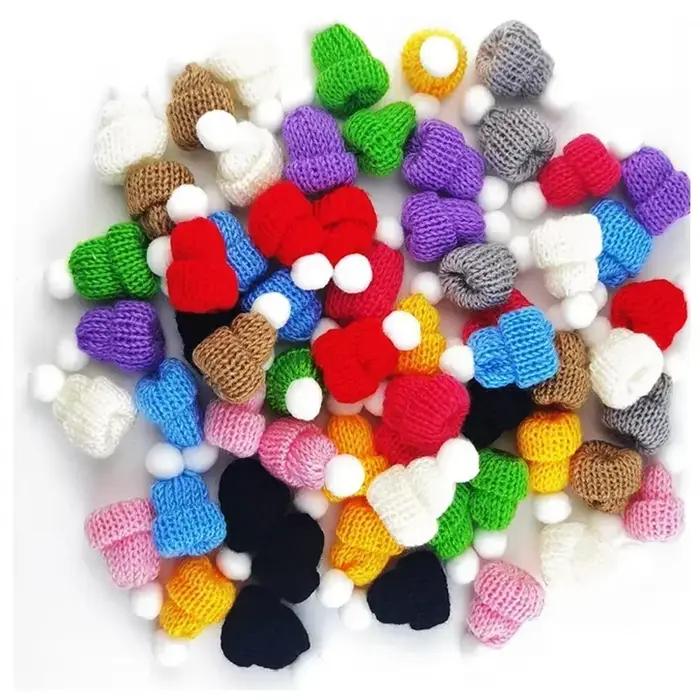 Mini chapeaux en tricot de Noël