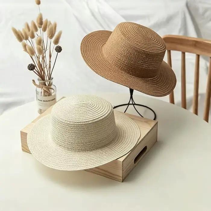 Chapeau de paille à large bord tendance pour femme, chapeau de soleil polyvalent, chapeau de plage, chapeau Panama pour été et hiver, accessoire de mode, élégant et durable