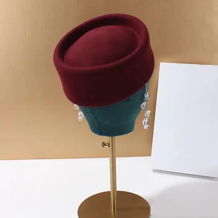 Casquette d'hôtesse en laine pour femmes