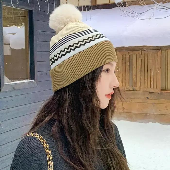 Nouveau Chapeau en laine tricoté pour femmes automne/hiver avec une grande circonférence de la tête un Style décontracté chaud et résistant au froid