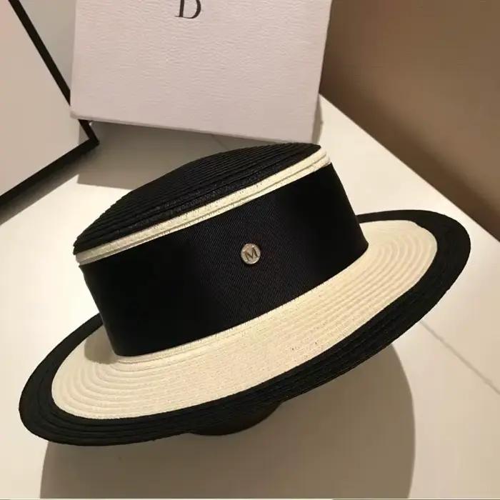 Chapeau de paille chic à dessus plat pour femmes multifonctionnel adapté aux quatre saisons occassions festives travail détente et vacances