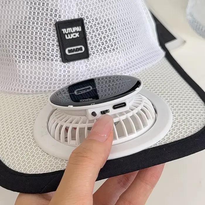 Casquette de refroidissement avec panneau solaire pour le travail