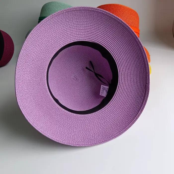 Chapeau de paille d'été élégant pour femmes pliable et résistant aux UV pour plage et voyages extérieurs style sport multifonctionnel occasions spéciales