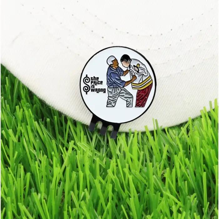 Clip de chapeau de golf Happy Gilmore en acier manganèse avec marques de balles amusantes pour homme et femme, idéal pour les golfeurs passionnés de culture populaire et de détails personnalisés