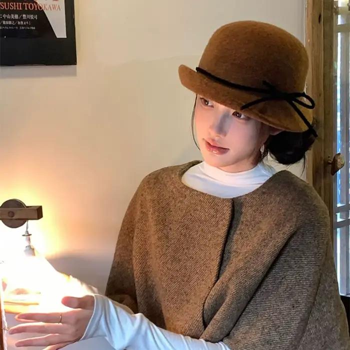 Chapeau bob rétro en laine couleur unie style Hepburn avec nœud