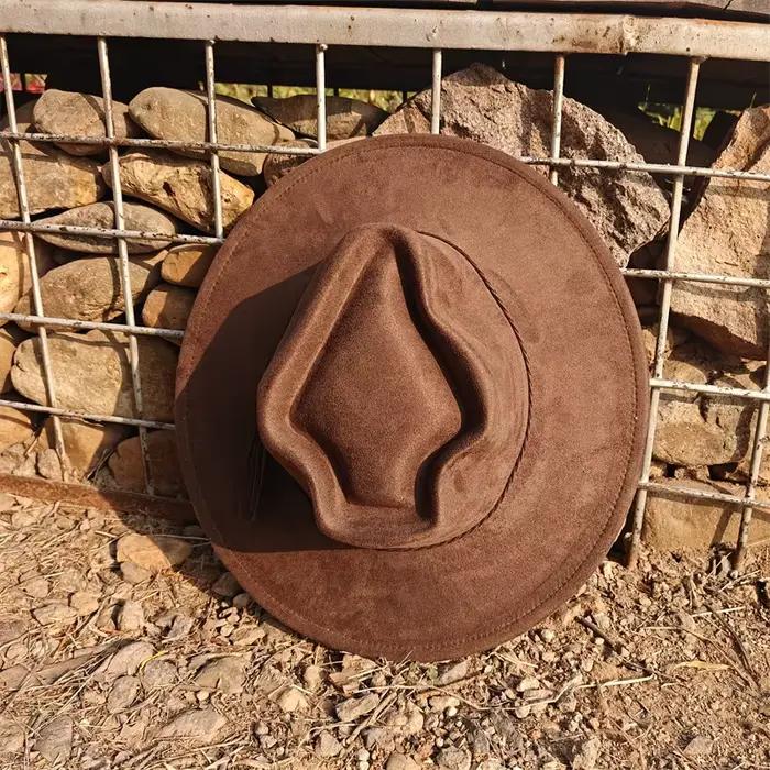 Casquette en forme de pointe de flèche chapeau en daim coeur