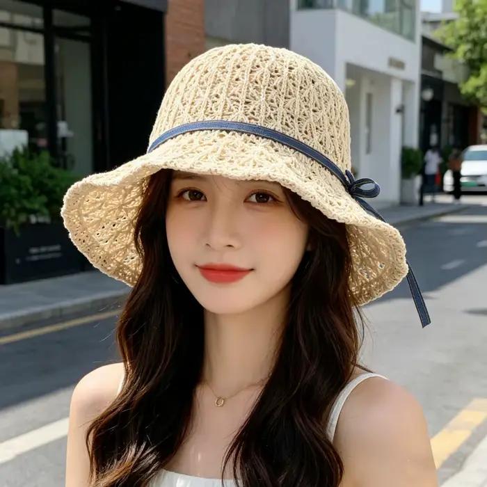 Chapeau de paille tressé creux de style coréen