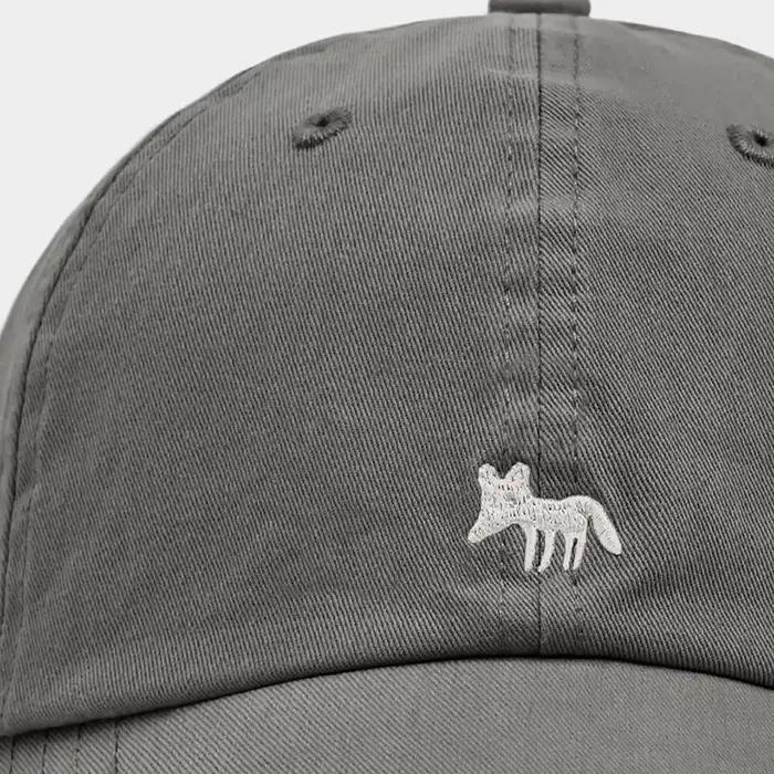 Casquette de baseball unisexe avec broderie de renard de dessin animé
