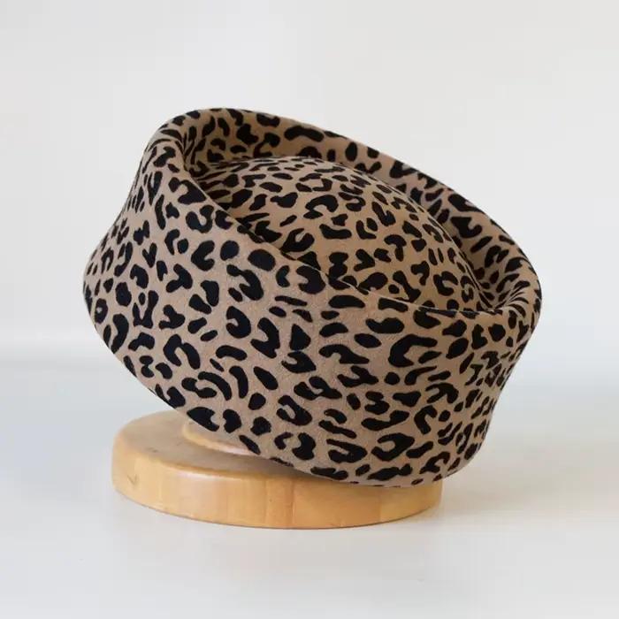 Nouveau rétro imprimé léopard 100% laine feutre Fedoras chapeau pour femmes pain citrouille bérets hiver dames Ins
