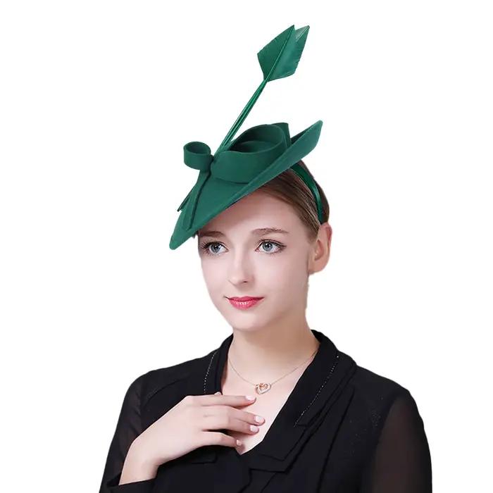 Fascinateurs Fedora en Laine Élégants pour Femmes Couleur Noir Rouge Bleu Occasion Cérémonie Mariage Église Robe de Soirée Thé Plume
