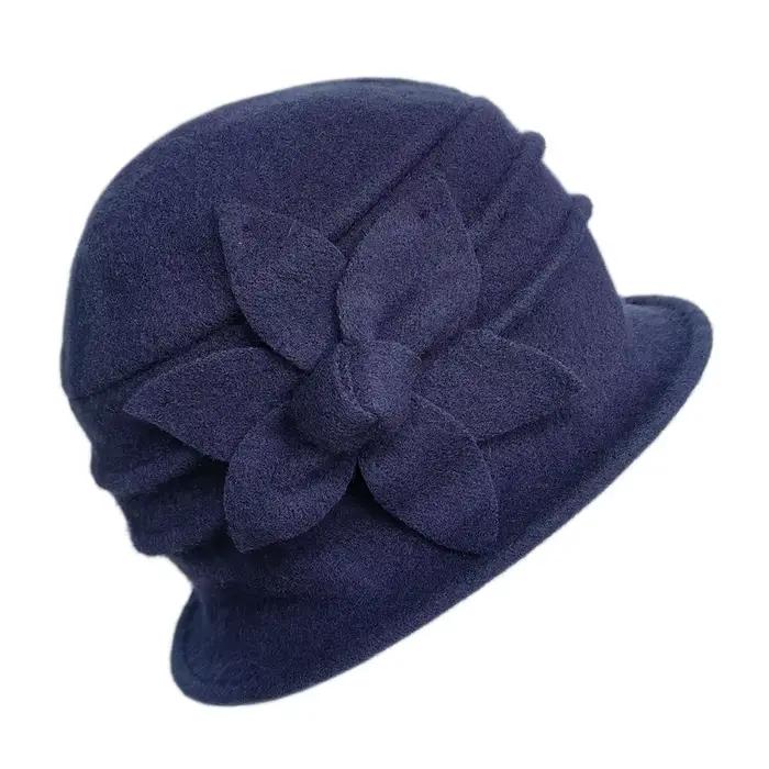 Chapeaux en laine florale élégants pour femmes