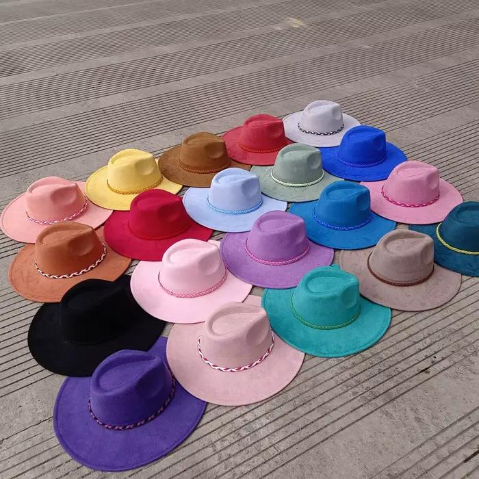 Chapeau en daim uni à bord de 9.5cm de large avec boucle en métal unisexe parfait pour l'automne et l'hiver Hatburning