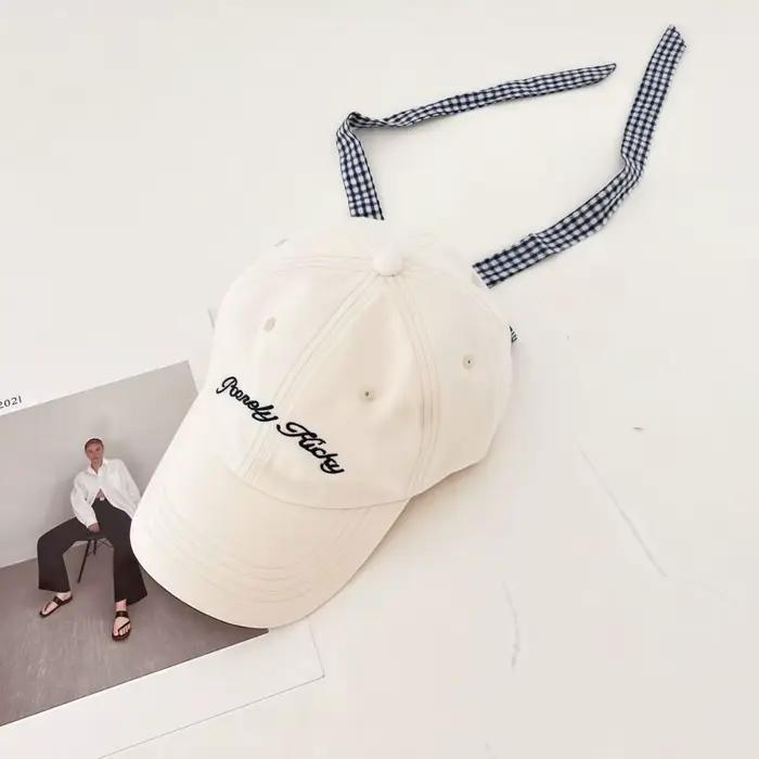 Casquette de baseball polyvalente à nœud à carreaux