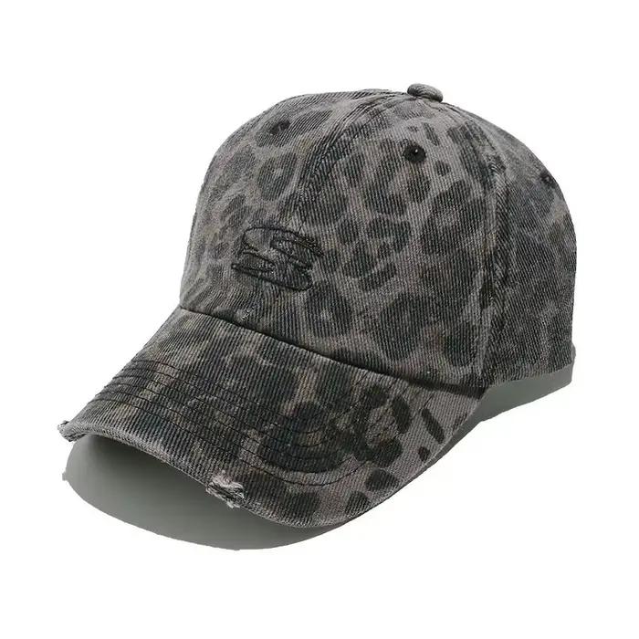 Accessoire de mode, chapeau rétro imprimé léopard