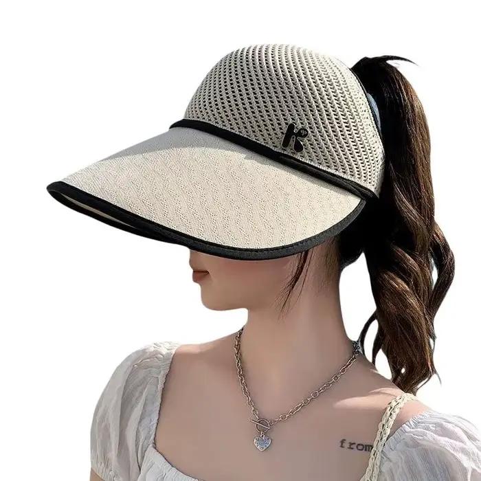 Chapeau de soleil d'été en paille avec visière large pour femmes, protection solaire, design tendance, activités extérieures, plage, randonnée, pique-nique