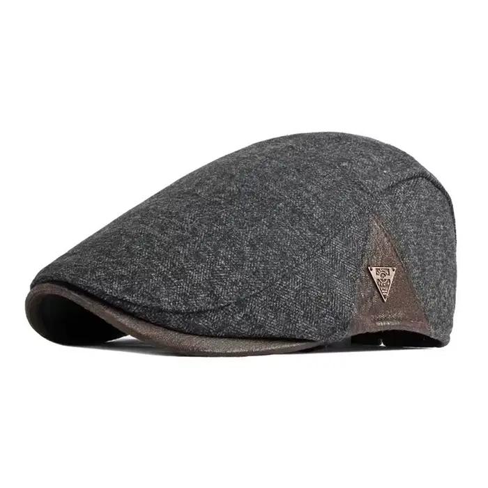Casquettes de journal avec étiquette triangulaire latérale pour hommes