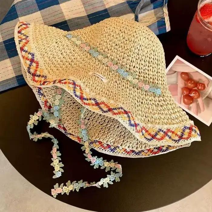 Chapeau de paille élégant pour femme