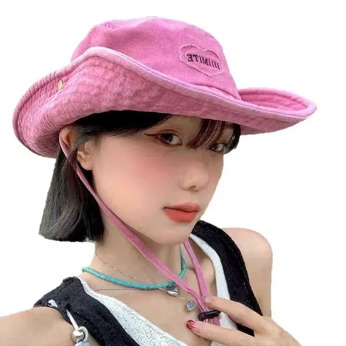 Chapeau de seau d'amour rose doux chapeau de cowgirl rétro japonais protection solaire pour femmes occasions extérieures春夏秋冬季适用阳光保护户外野营女性复古日本牛仔帽爱情玫瑰柔和渔夫帽