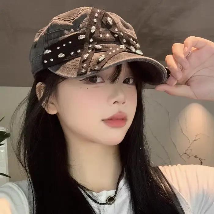 Nouveaux chapeaux pour femmes