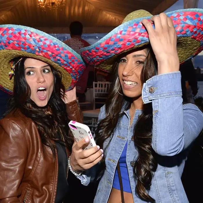 Chapeau Sombrero mexicain en paille tissé à large bord