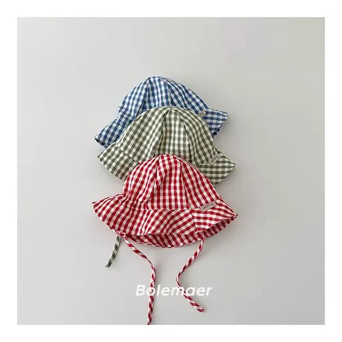 Chapeau de soleil pour bébé unisexe avec motif écossais protection solaire large bord réglable adapté 4-18 mois occasions estivales enfants