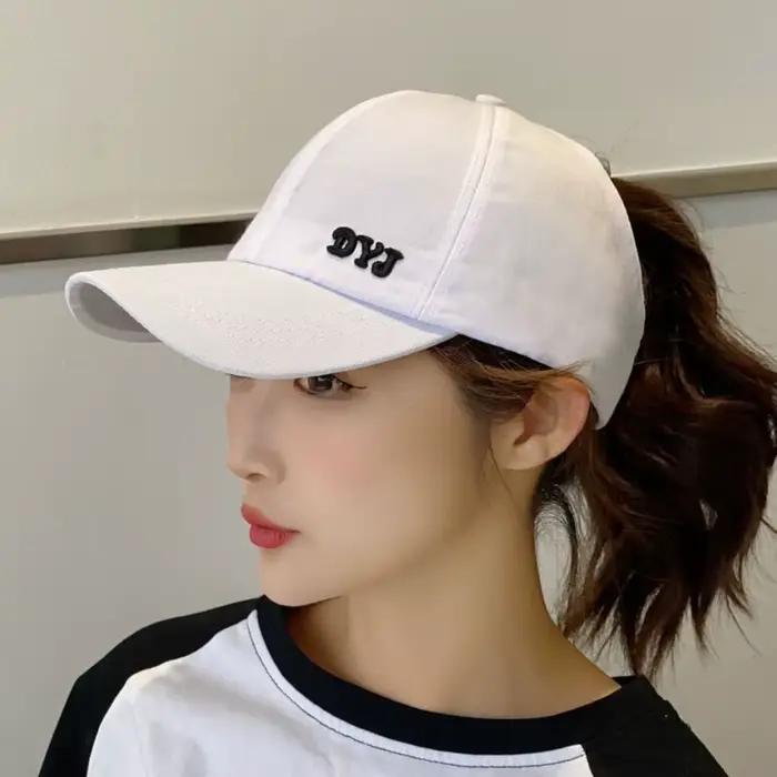 Casquette de baseball en coton avec trou pour queue de cheval
