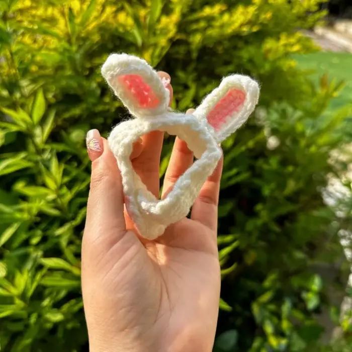 Chapeau de beurre mignon avec mini animal