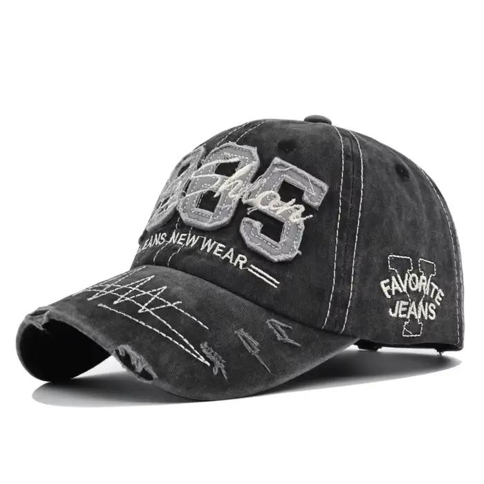 Casquette de baseball vintage style 'Dad Hat' avec broderie lettre 1985