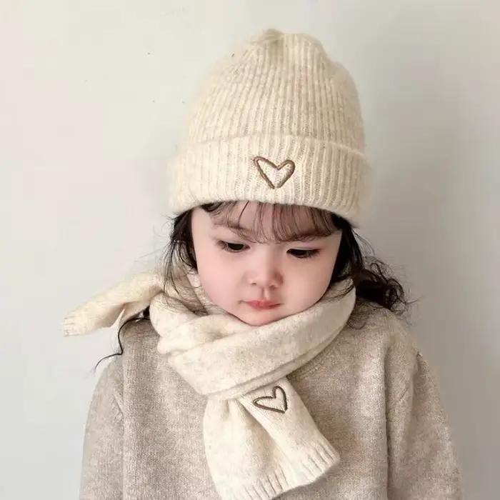 Chapeau d'amour tricoté en coton pour enfants hiver, automne, occasions spéciales et cadeaux pour bébés