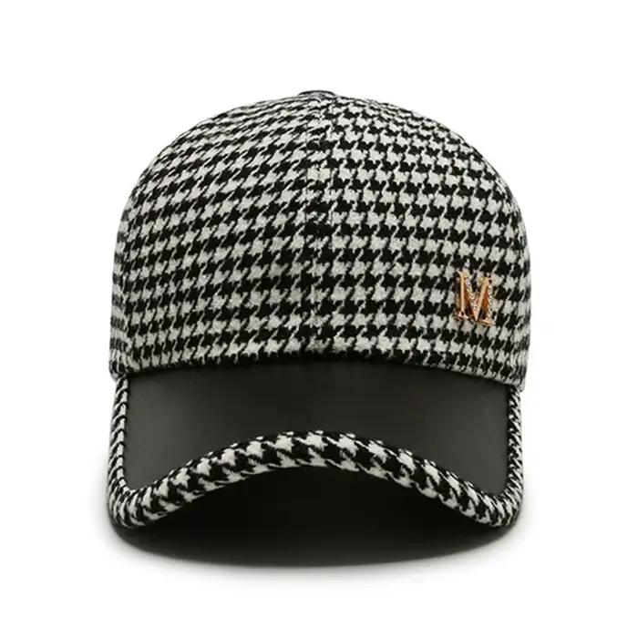 Casquette FS marron à carreaux britanniques unisexe vintage sportive pour hommes et femmes quatre saisons occasionnellement sport adaptée à tous les visages