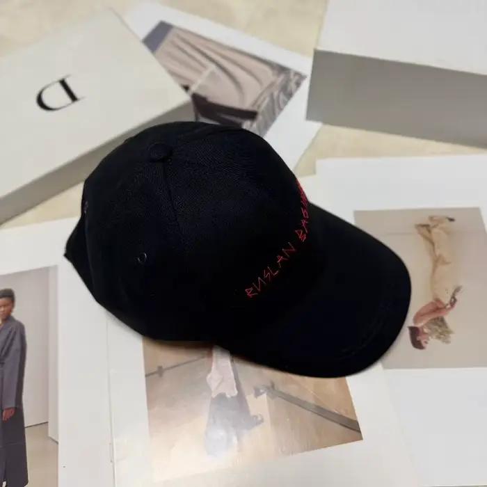 Casquettes de luxe pour femmes avec monogramme de marque