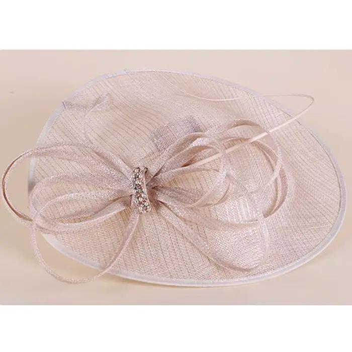 Chapeau fascinateur en sinamay blanc pour femmes