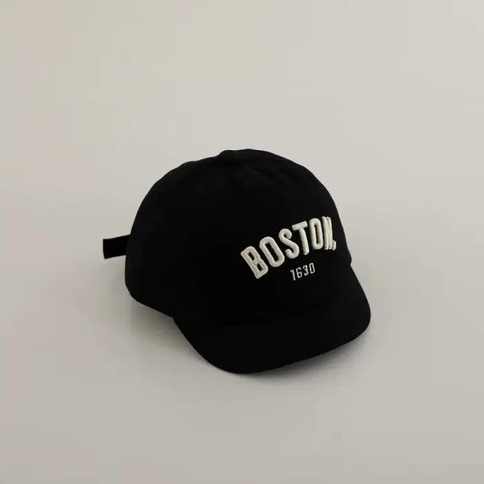 Nouvelle mode bébé lettre casquettes à pointe enfants broderie casquette de Baseball fille crème solaire chapeau