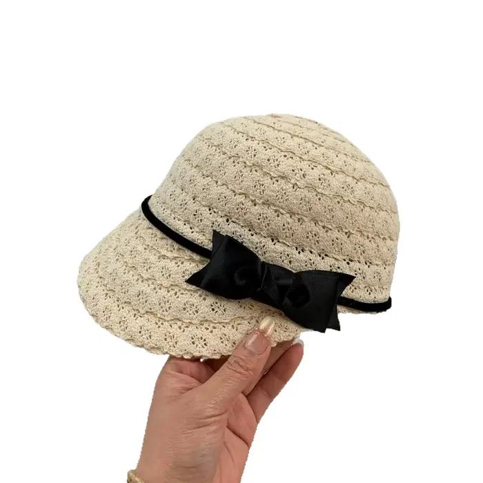 Chapeau Équestre Élégant à Large Bord avec Nœud