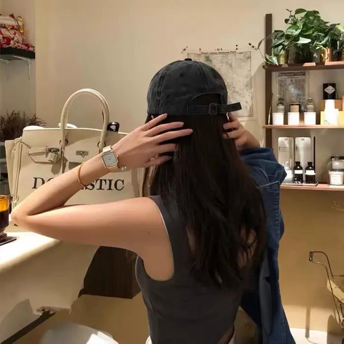 Casquette de baseball en coton solide pour femmes style sport multifonctionalités ajustement parfait pour toutes les saisons occasions décontractées