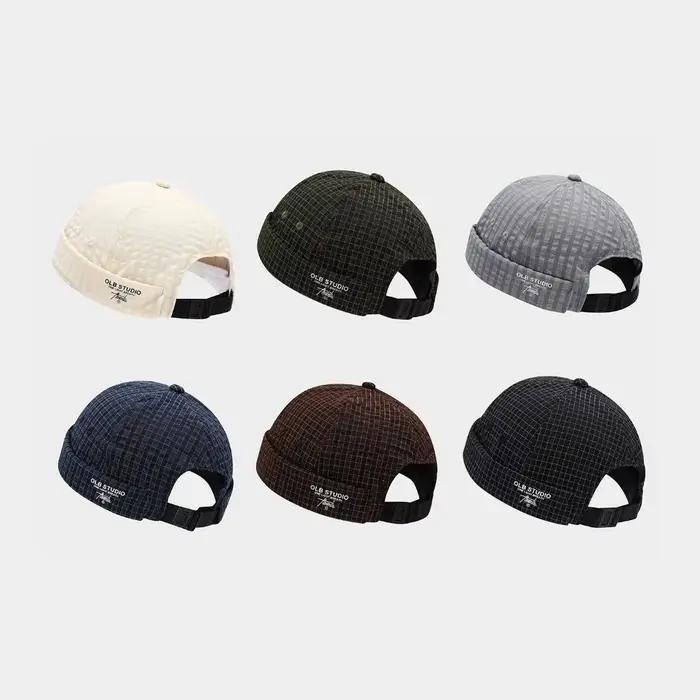 Casquette de mode à carreaux effet peau de melon respirante réglable pour homme et femme occasions décontractées春夏秋冬适用无性别条纹西瓜皮效果透气可调节休闲帽子