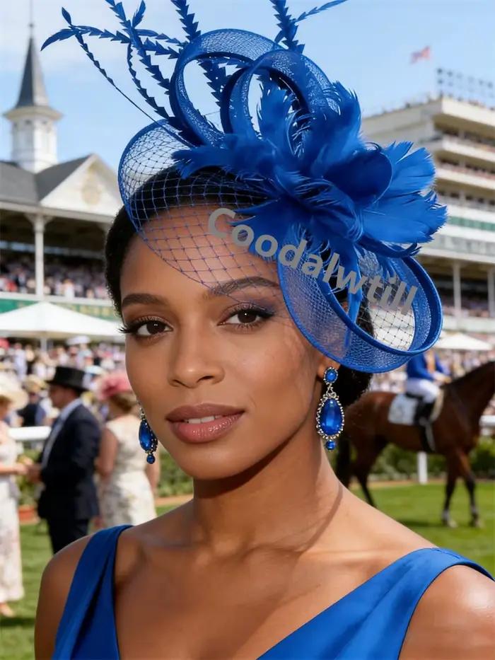 Dames violet plume cheveux pilulier Fascinator chapeau femmes élégant Royal Ascot maille chapeaux
