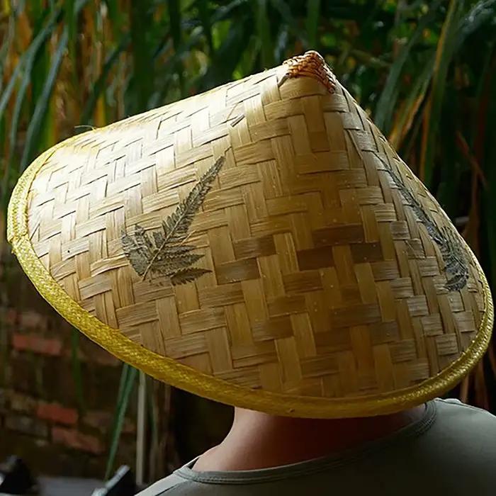 Chapeau rétro chinois en bambou et rotin