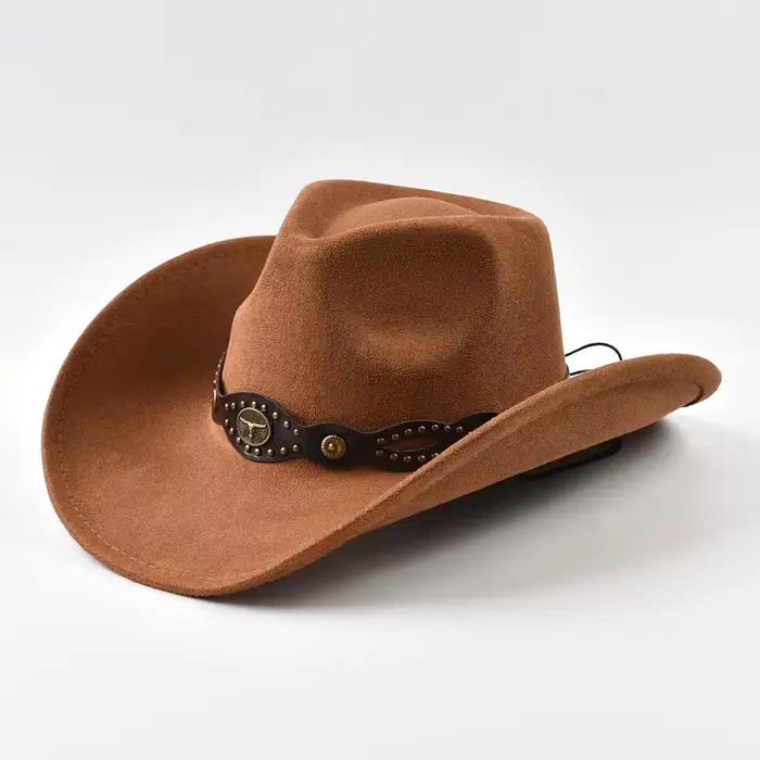Chapeau de cowboy vintage à bord roulé avec rivets tête de taureau pour homme et femme polyvalent pour voyager et occasions spéciales