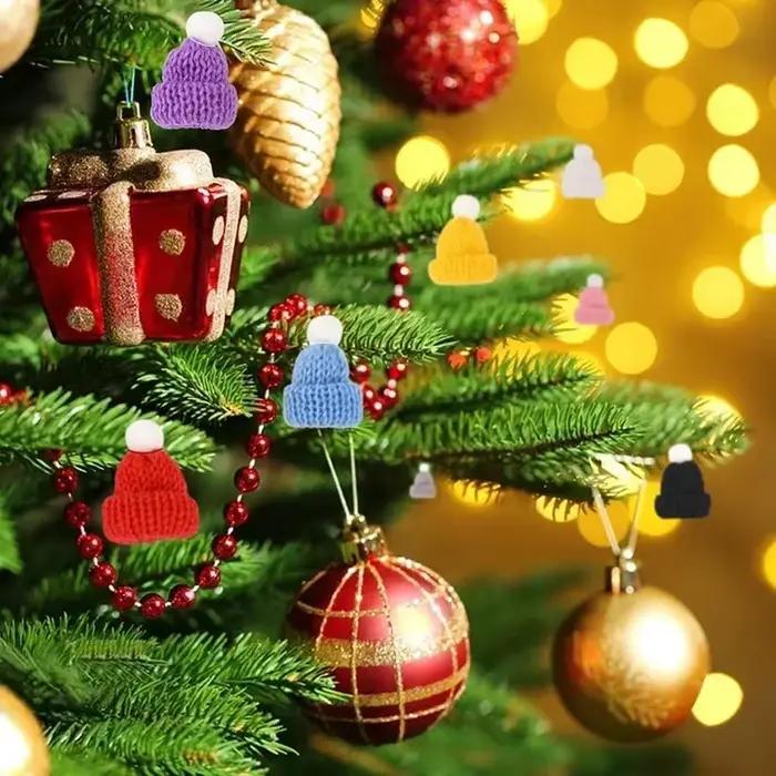 Mini chapeaux en tricot de Noël